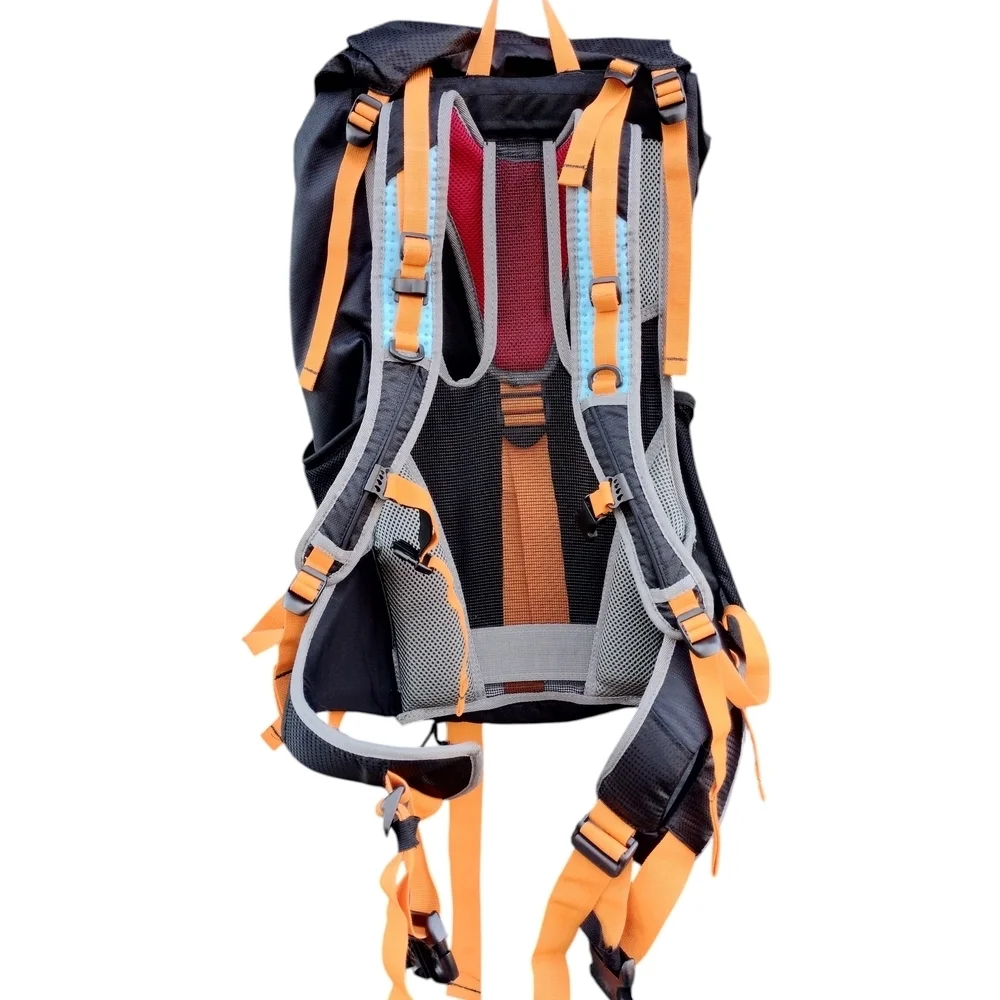 Coleman Backpack.. 🥾🥾 Grab Your Passport And Let's Goo...